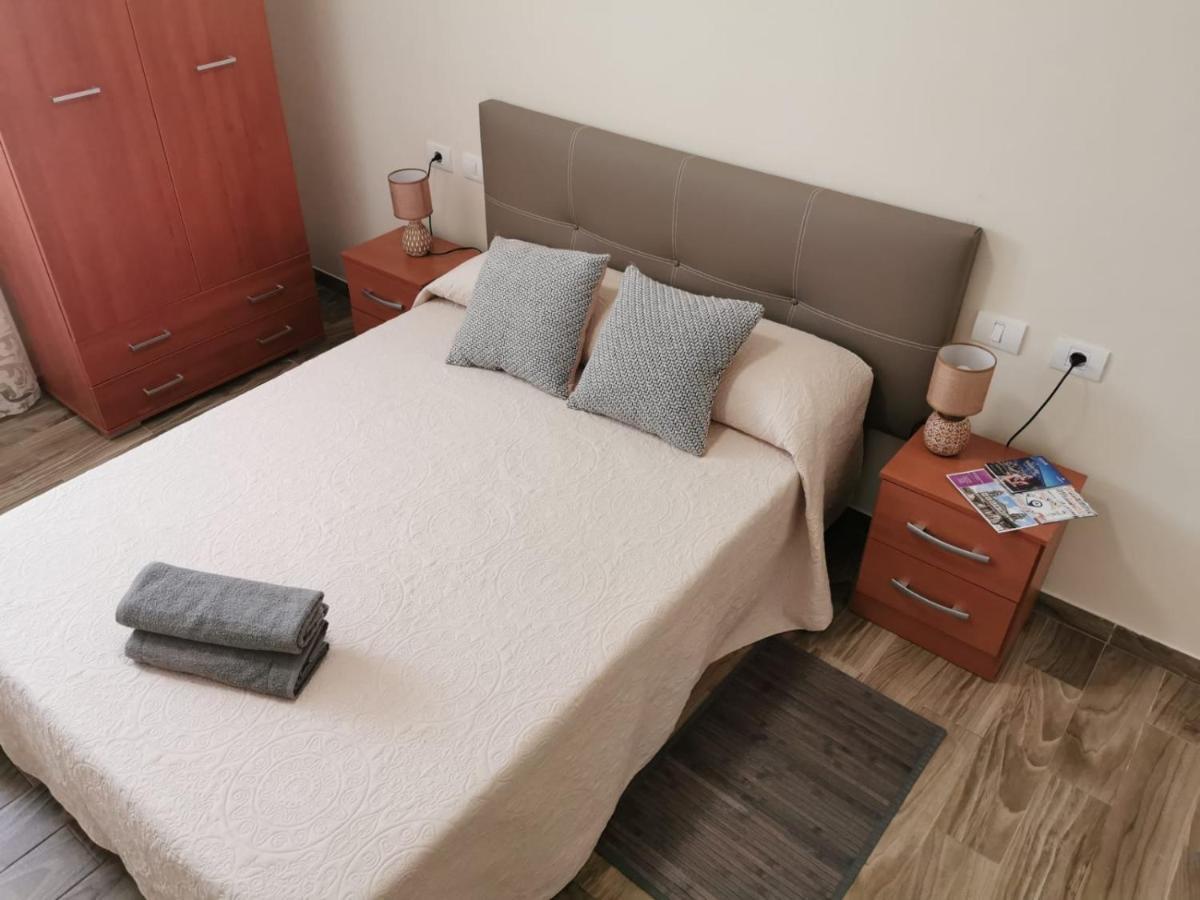 The Blue House Homestay La Laguna (Tenerife)